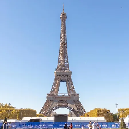 Eiffel Appartement *